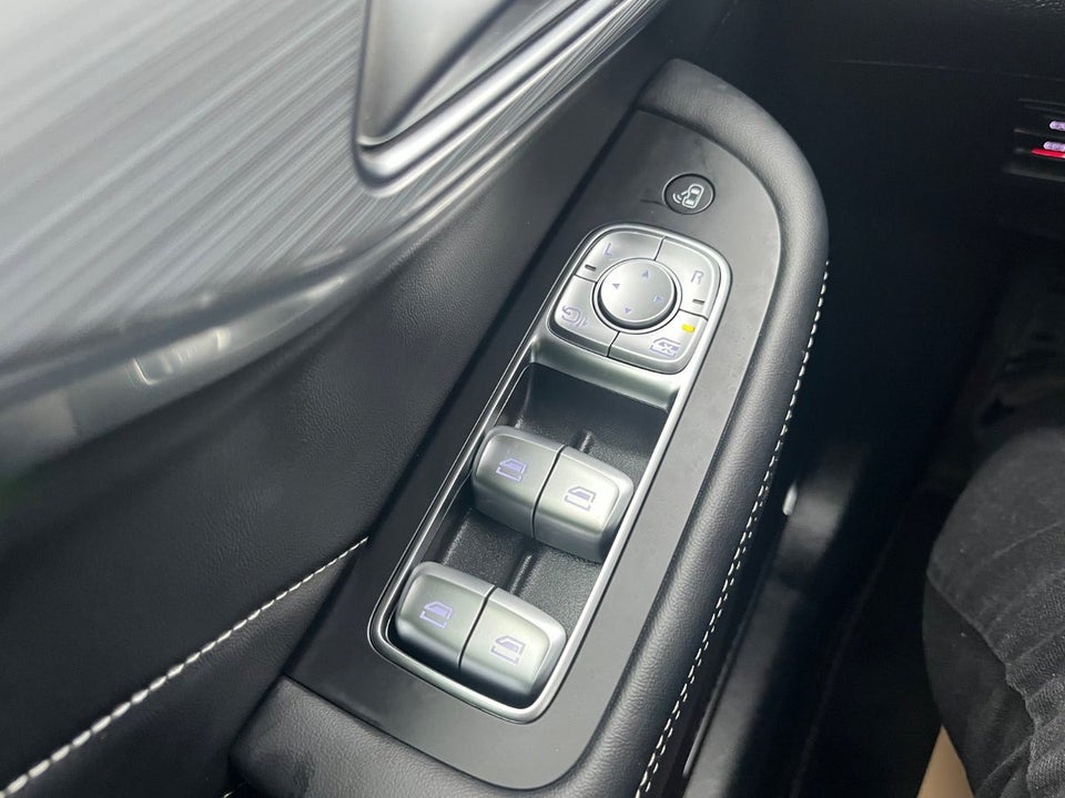 MG Marvel R Performance 5d