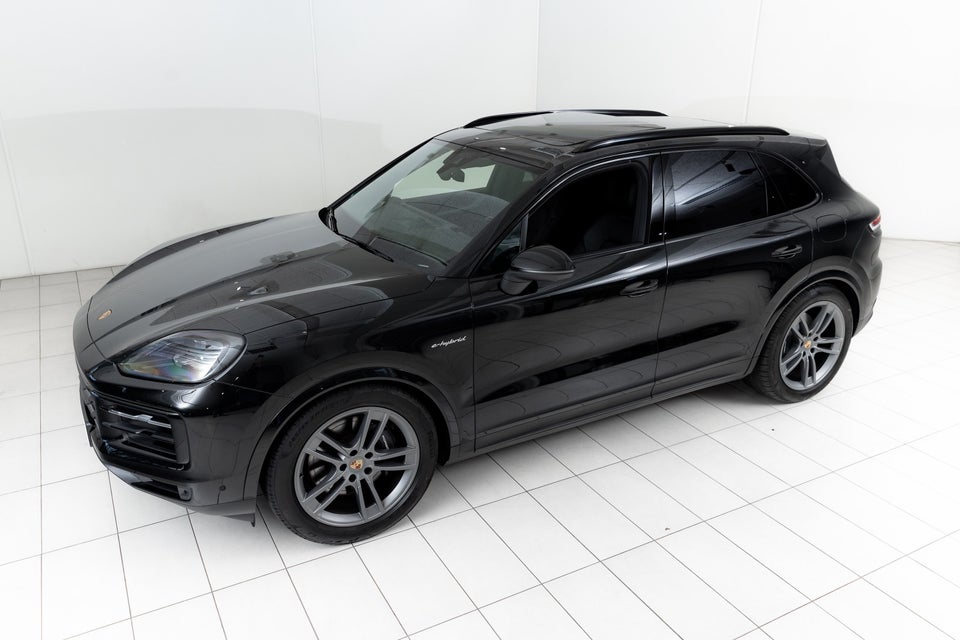 Porsche Cayenne 3,0 E-Hybrid Tiptr. 5d