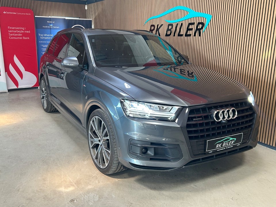 Audi Q7 3,0 TDi 272 S-line quattro Tiptr. 7prs 5d