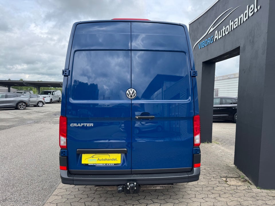VW Crafter 35 2,0 TDi 140 Kassevogn L3H3 aut.