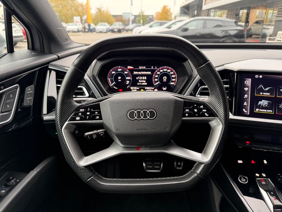 Audi Q4 e-tron 45 S-line Sportback quattro 5d