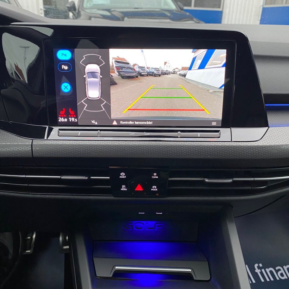 VW Golf VIII 1,4 GTE DSG 5d