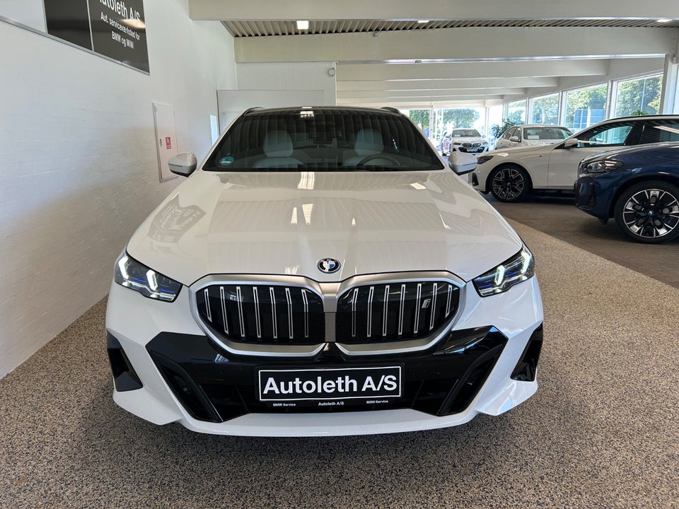 BMW i5 eDrive40 Touring Fully Charged M-Sport 5d