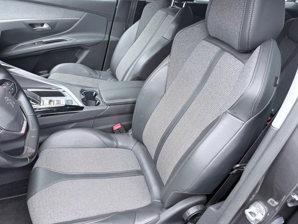 Peugeot 5008 1,5 BlueHDi 130 Allure EAT8 7prs 5d