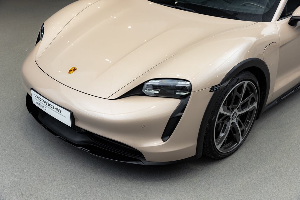 Porsche Taycan 4 Performance+ Cross Turismo 5d