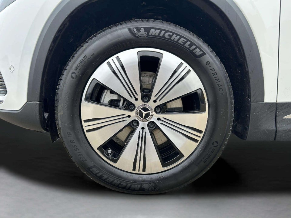 Mercedes EQA300 Progressive Advance 4Matic 5d