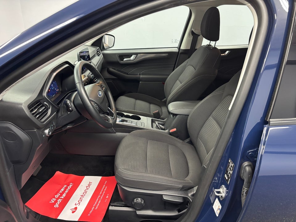 Ford Kuga 2,5 PHEV Titanium CVT 5d