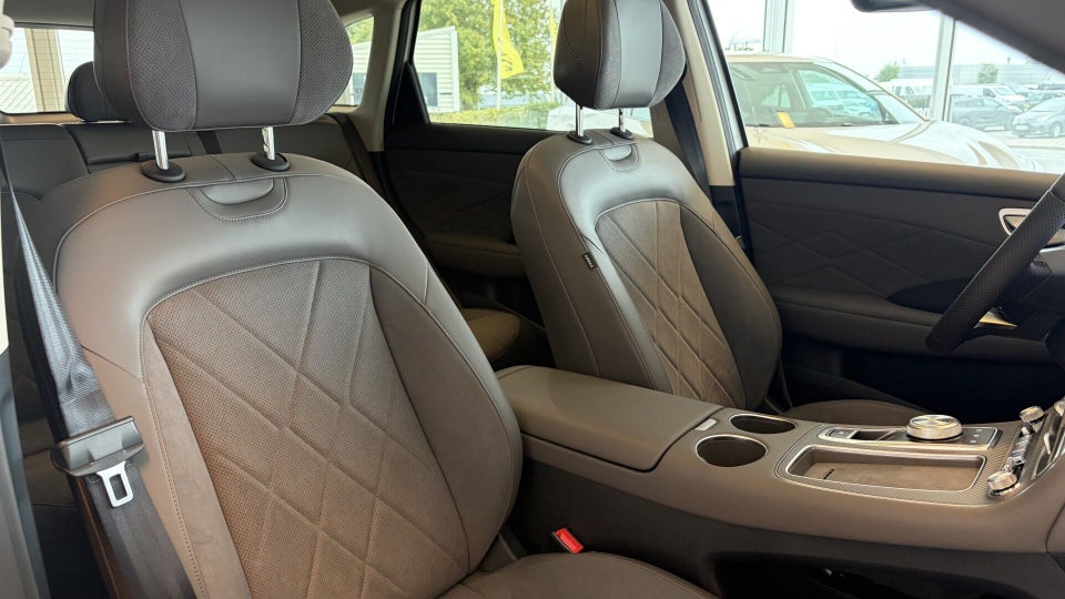 MG MGS6 77 Luxury Performance AWD 5d
