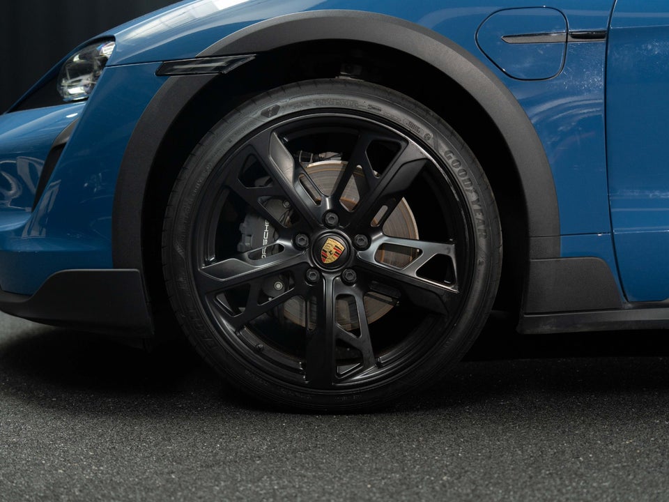 Porsche Taycan 4 Performance+ 75 Years Cross Turismo 5d