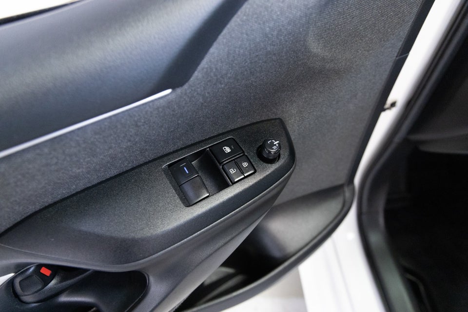 Toyota Yaris 1,5 Hybrid H3 e-CVT 5d