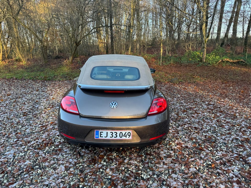 VW The Beetle 2,0 TDi 140 Design Cabriolet DSG 2d