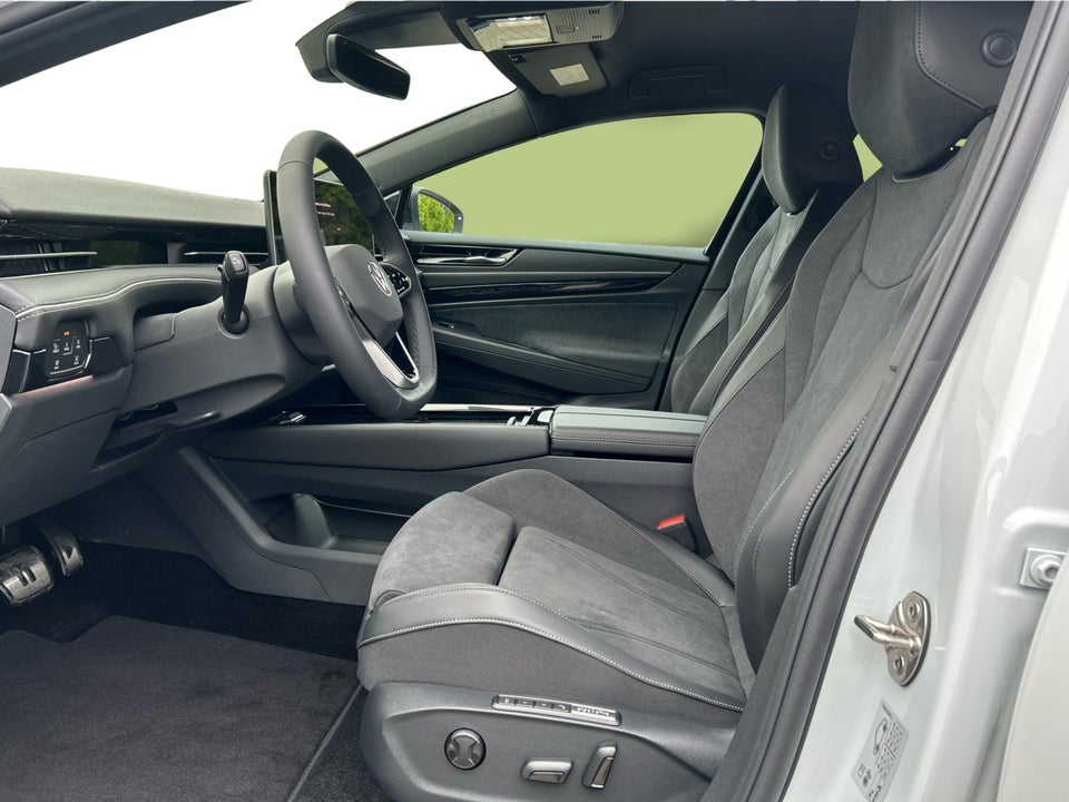 VW ID.7 86 Style S Tourer 5d