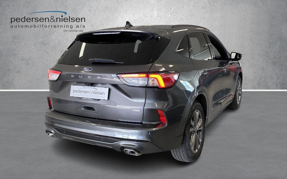 Ford Kuga 2,5 PHEV ST-Line X CVT 5d