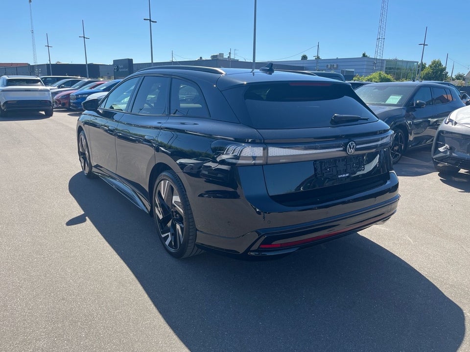 VW ID.7 86 Style S Tourer 5d