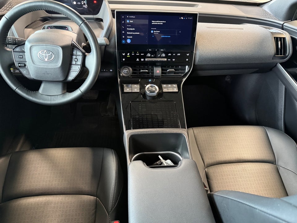 Toyota bZ4X Executive 5d