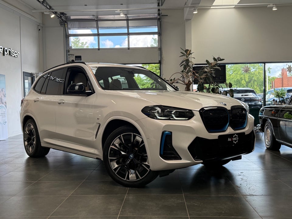 BMW iX3 Charged Plus M-Sport 5d