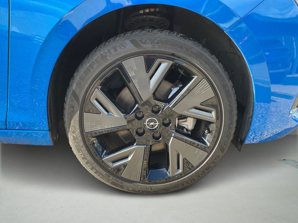 Opel Astra-e 54 Ultimate 5d