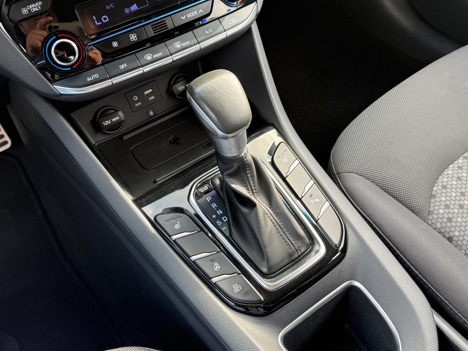 Hyundai Ioniq 1,6 PHEV Premium DCT 5d