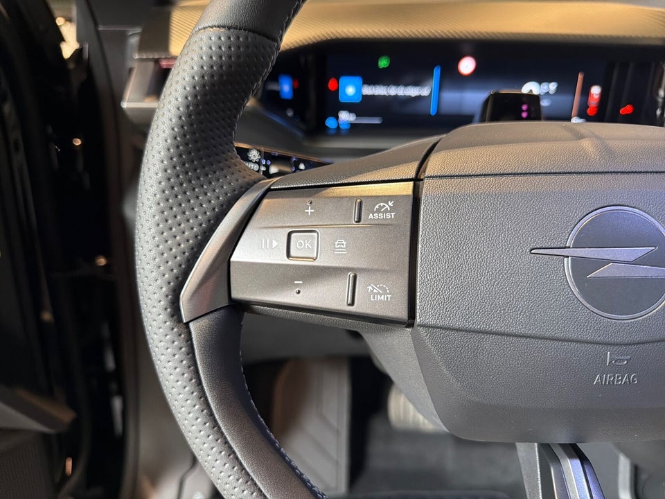 Opel Grandland-e 73 GS 5d
