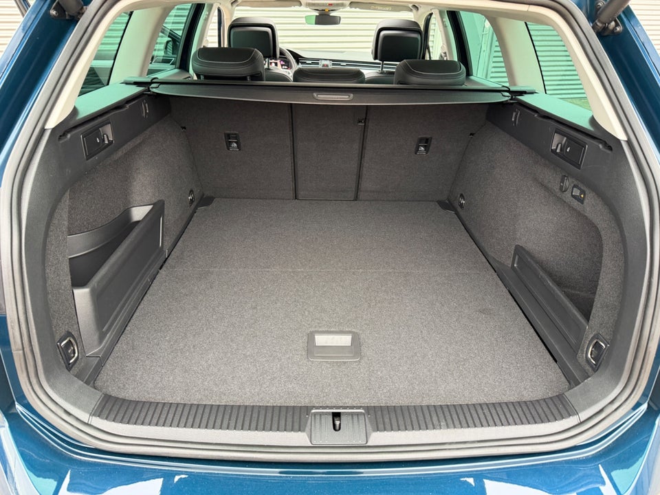 VW Passat 1,4 GTE High Variant DSG 5d