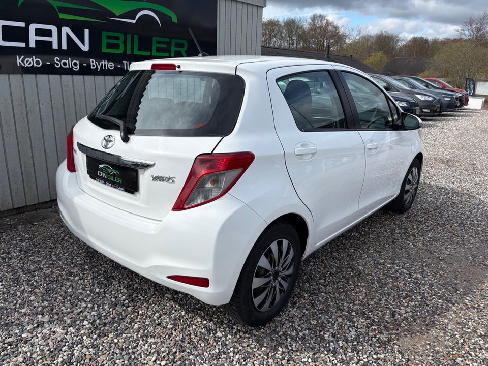 Toyota Yaris 1,0 VVT-i T2 Touch 5d