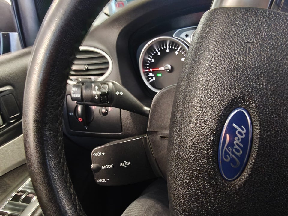Ford Focus 1,6 Trend Collection stc. 5d
