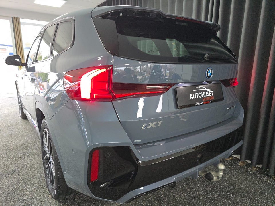 BMW iX1 eDrive20 M-Sport 5d