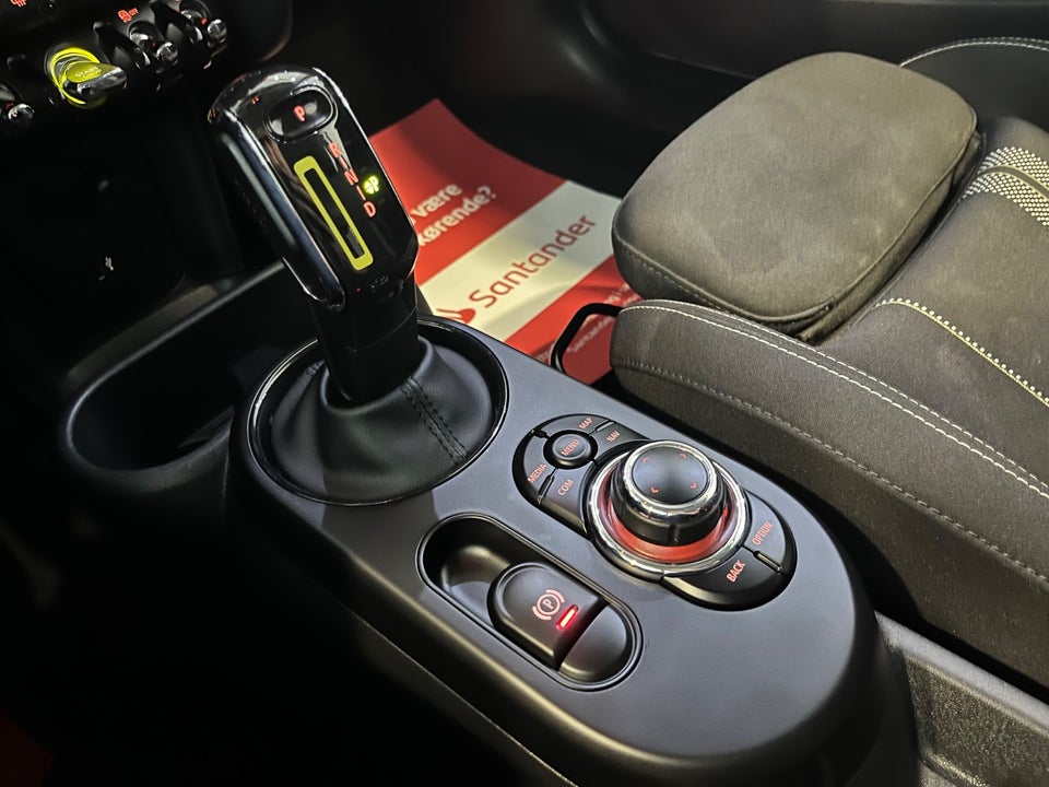 MINI Cooper SE Classic Trim 3d