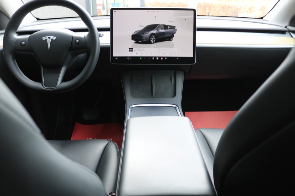 Tesla Model Y RWD 5d