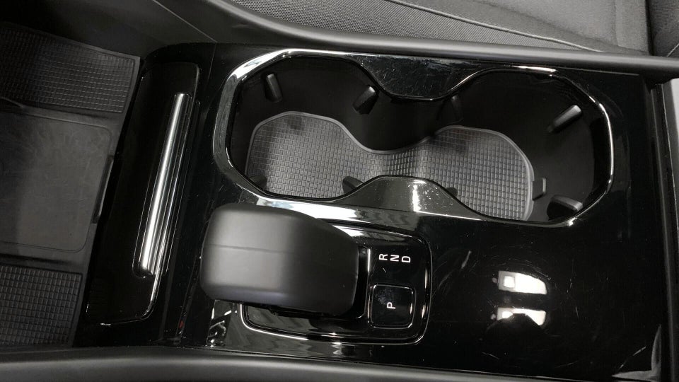 Volvo XC40 P6 ReCharge Core 5d