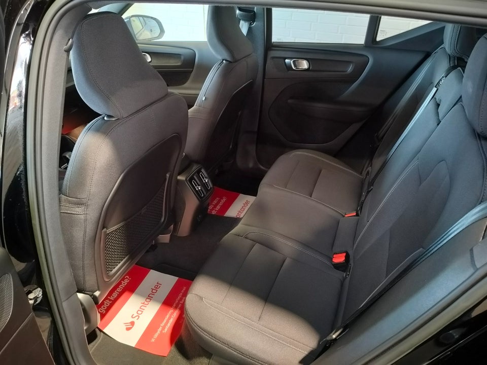 Volvo XC40 ReCharge Start 5d