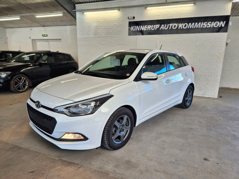 Hyundai i20 1,25 Fresh 5d