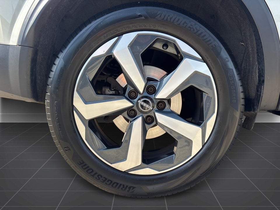 Nissan Qashqai 1,3 mHEV N-Connecta X-tr. 5d
