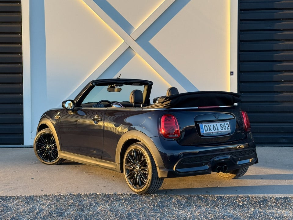MINI Cooper S 2,0 Essential Cabriolet aut. 2d