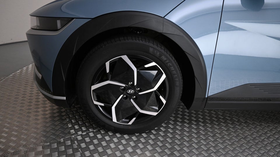Hyundai Ioniq 5 77 Essential 5d