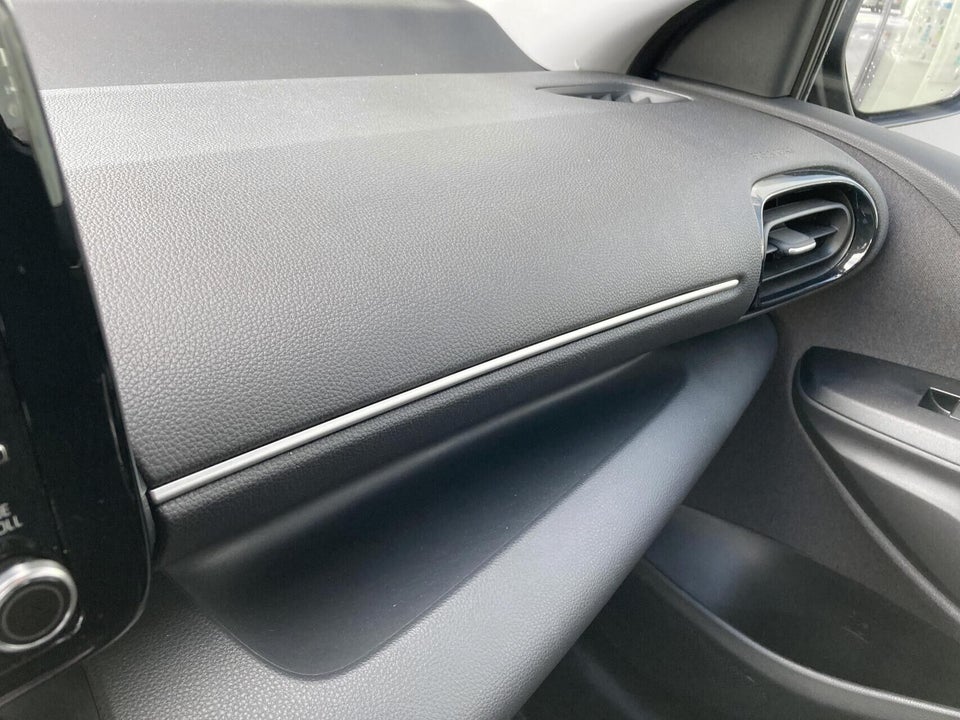 Toyota Yaris 1,5 Hybrid Active Tech e-CVT 5d