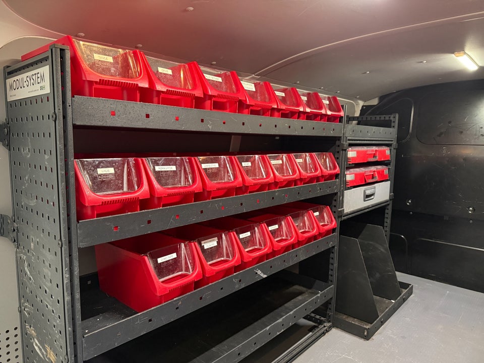 VW Transporter 2,0 TDi 102 Kassevogn kort