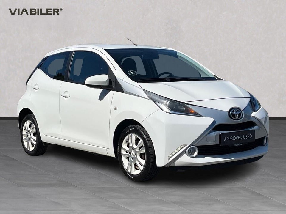 Toyota Aygo 1,0 VVT-i x-pure 5d