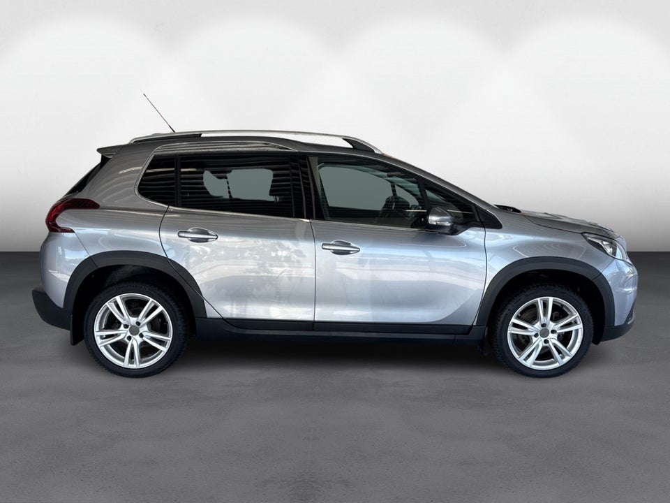 Peugeot 2008 1,2 e-THP 110 Active 5d