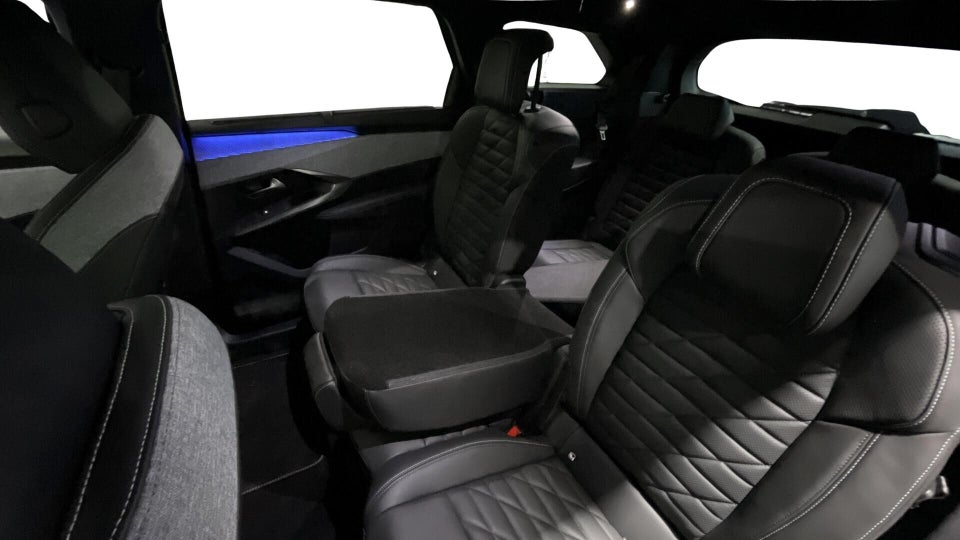 Peugeot e-5008 77 GT 7prs 5d