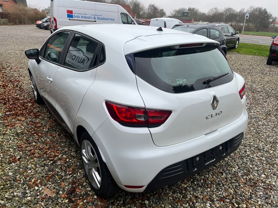 Renault Clio IV 0,9 TCe 90 Zen 5d