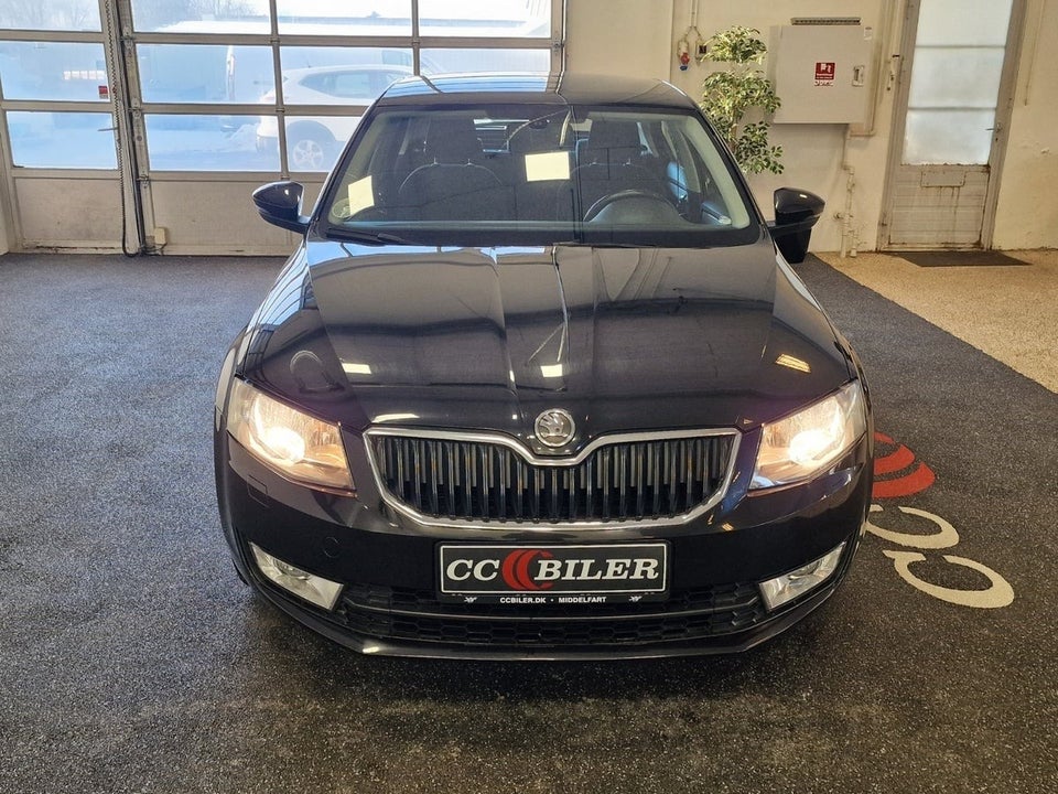 Skoda Octavia 1,2 TSi 105 Elegance DSG 5d