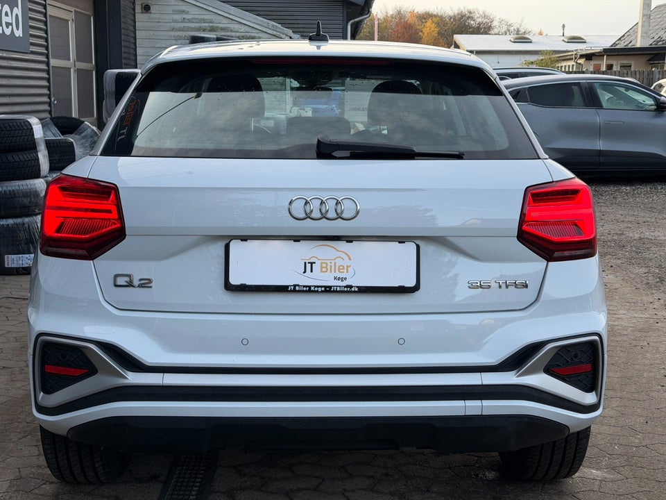 Audi Q2 35 TFSi S-line S-tr. 5d