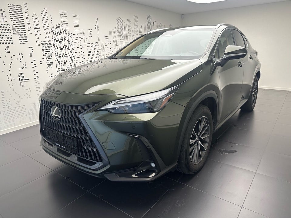 Lexus NX450h+ 2,5 Executive aut. AWD 5d