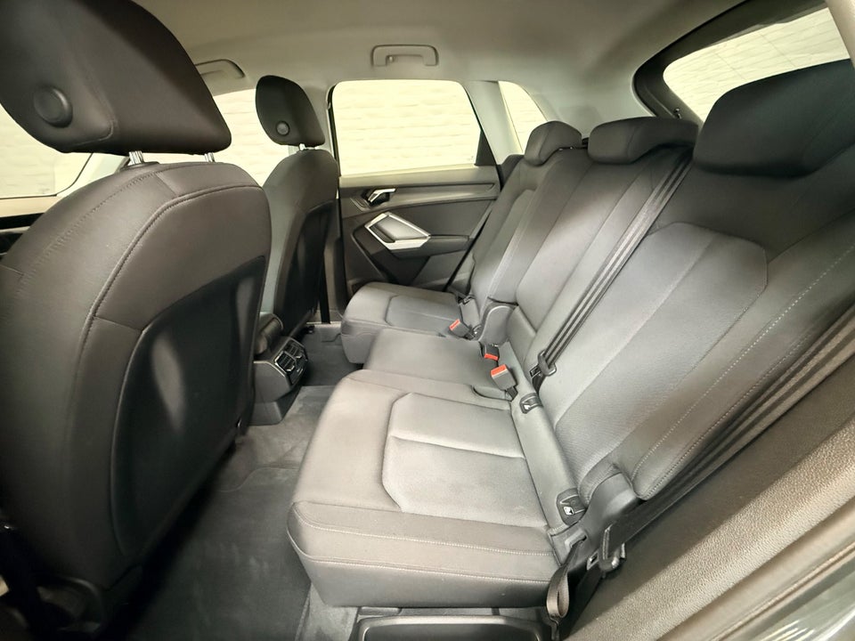 Audi Q3 35 TFSi Advanced 5d