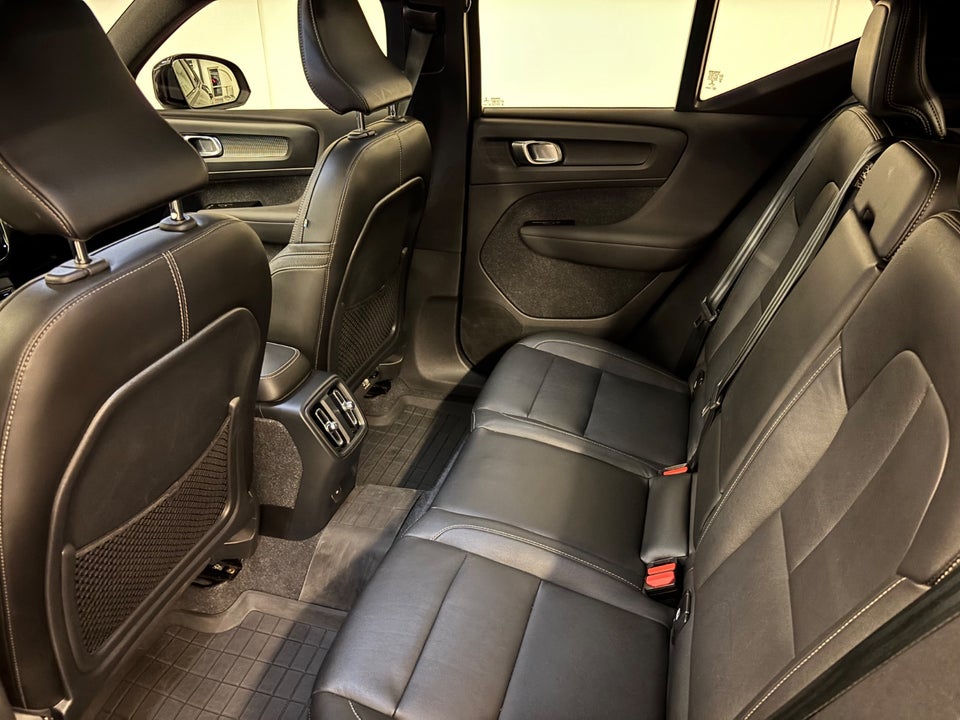 Volvo XC40 P8 ReCharge Twin Pro 5d