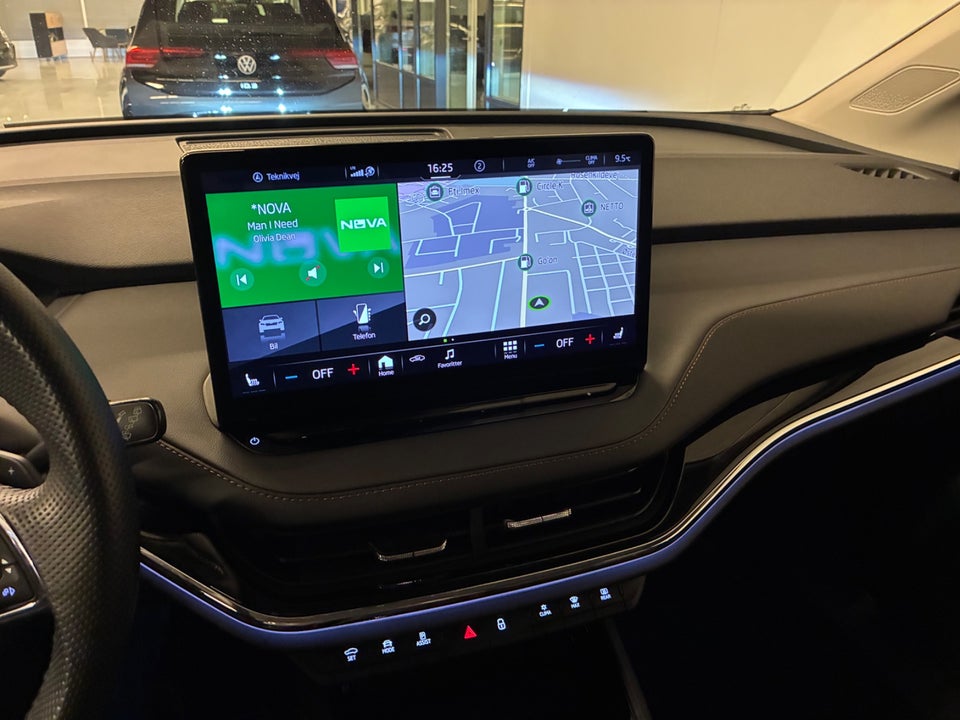 Skoda Enyaq 80 iV Suite 5d