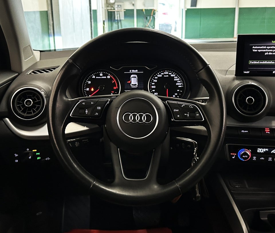 Audi Q2 35 TFSi Prestige S-tr. 5d