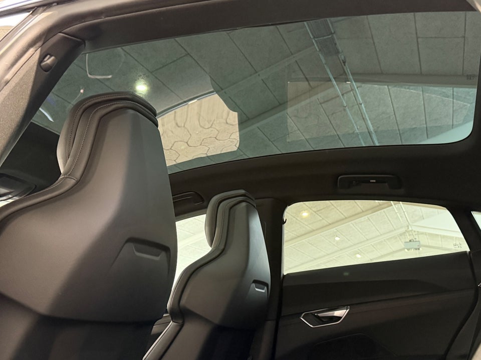 Audi e-tron GT quattro 4d