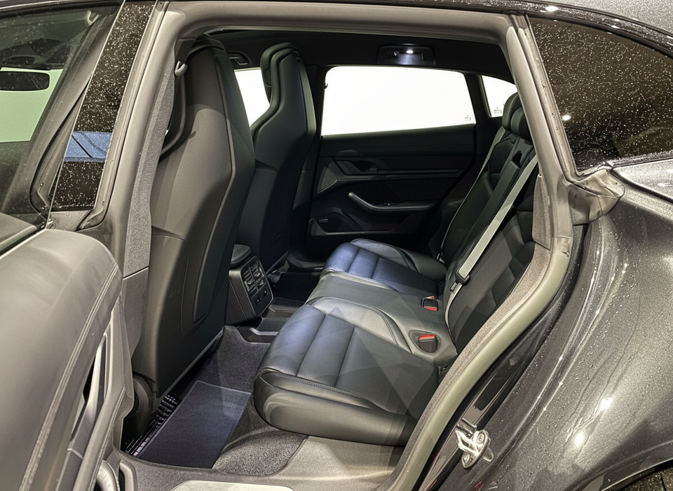 Porsche Taycan 4S Performance+ Cross Turismo 5d